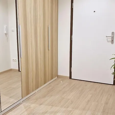 Luxury 2 Nr4 By Bratislavatrip Apartamento *